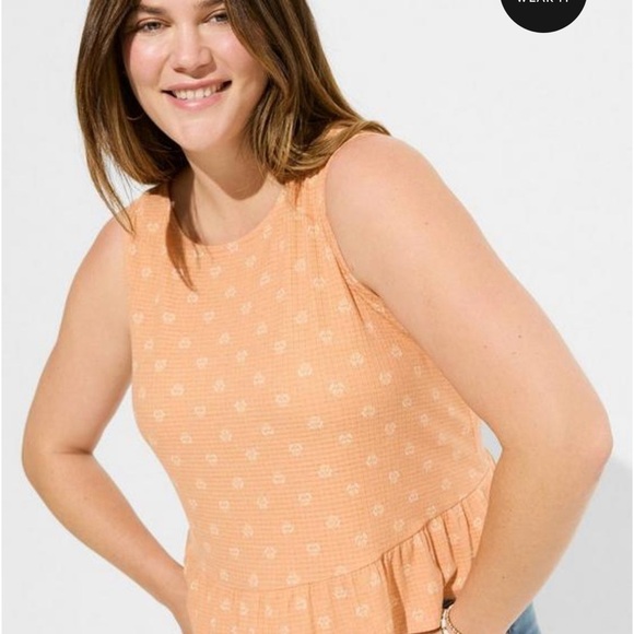 TORRID Texture Knit High Neck Ruffle Crop Top Peach Bloom Sleeveless NWT 4 4X - Picture 3 of 8